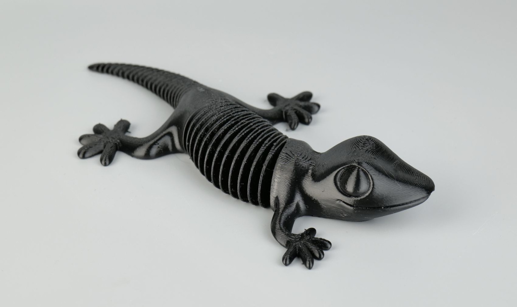 Super-Flexi-Gecko-TPU-print-on-A1-Mini1.jpg