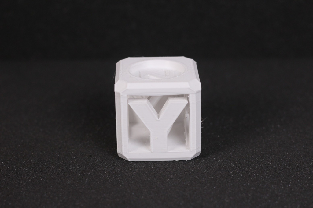 200-Helix-Test-Cube-printed-in-PETG-1.jpg