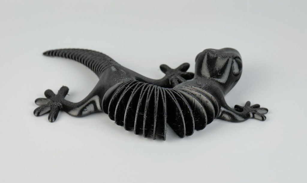 Super-Flexi-Gecko-TPU-print-on-A1-Mini3.jpg